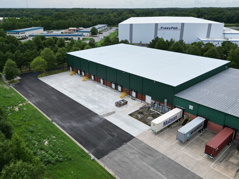 More Photos Of 1965 Northgate Commerce Pky, Suffolk Warehouse For Lease