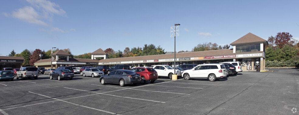 Primary Photo Of 1139-1141 Jericho Tpke, Commack General Retail For Lease