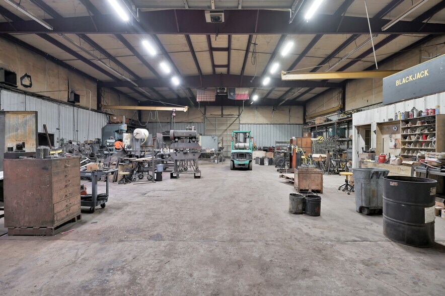 More Photos Of 480 Bowling rd, Pointblank Manufacturing For Sale