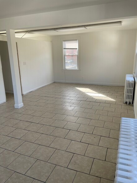 More Photos Of 2010-2012 Rhode Island Ave NE, Washington Storefront Retail Office For Lease