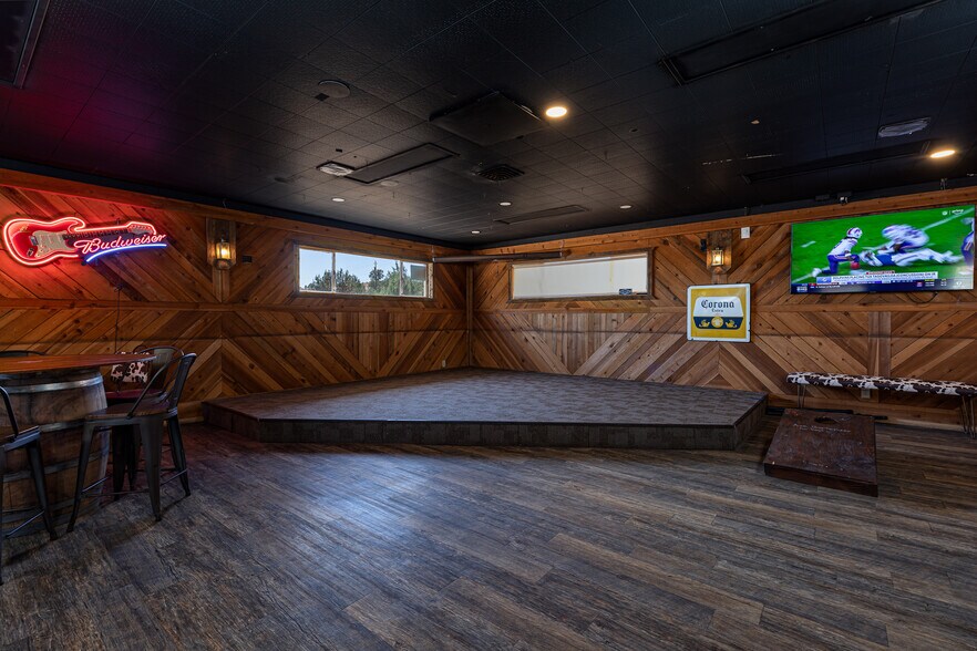 More Photos Of 2321 Main St, Fredonia General Retail For Sale