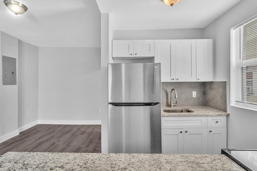 More Photos Of 1142 SW 4th St, Miami Apartments For Sale