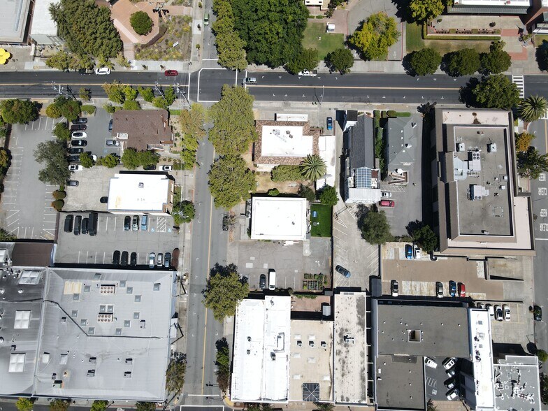 More Photos Of 1022 E St, San Rafael Office For Sale