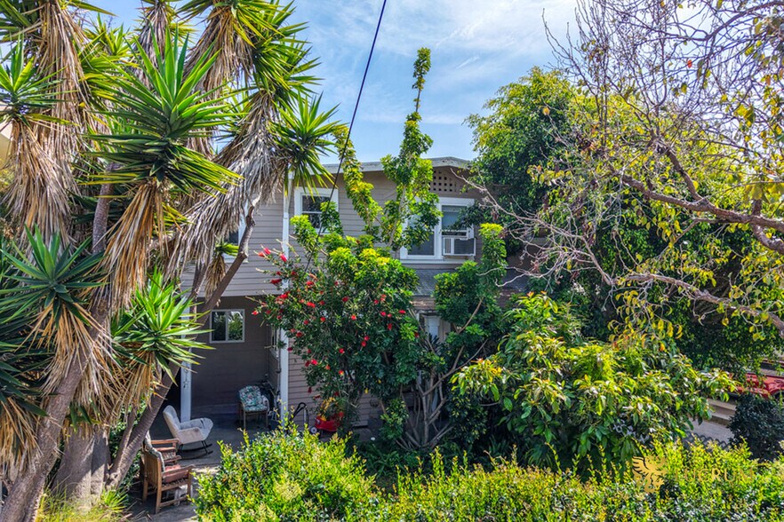 Primary Photo Of 238 Bicknell Ave, Santa Monica Apartments For Sale