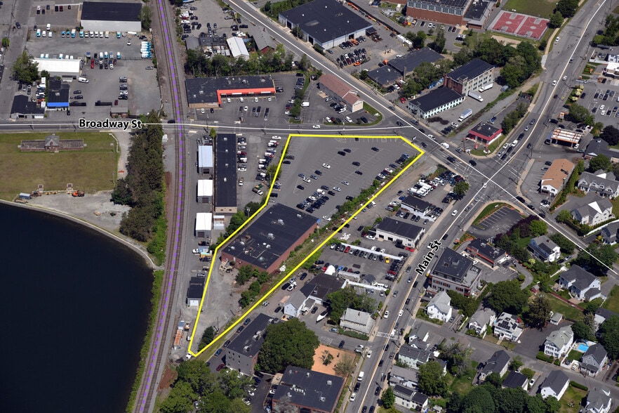 More Photos Of 10 Broadway St, Wakefield Apartments For Sale