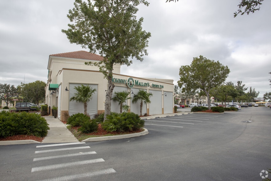 More Photos Of 10341-10351 Bonita Beach Rd SE, Bonita Springs General Retail For Lease