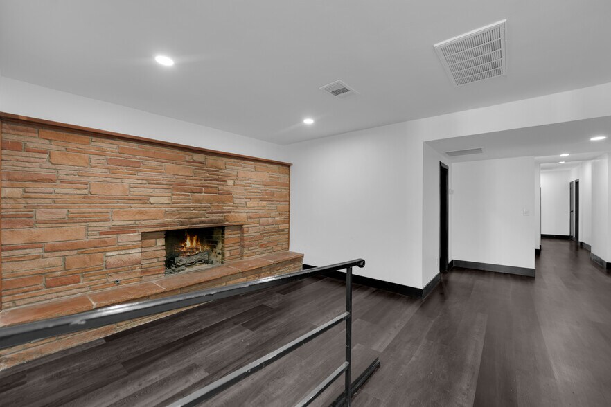 More Photos Of 530 S 7th St, Las Vegas Office Residential For Lease