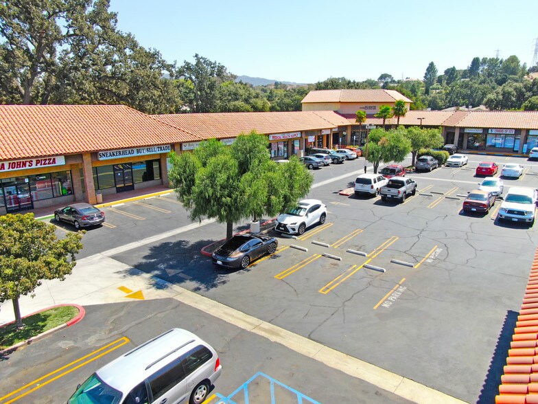 More Photos Of 23120-23130 Lyons Ave, Santa Clarita Unknown For Lease