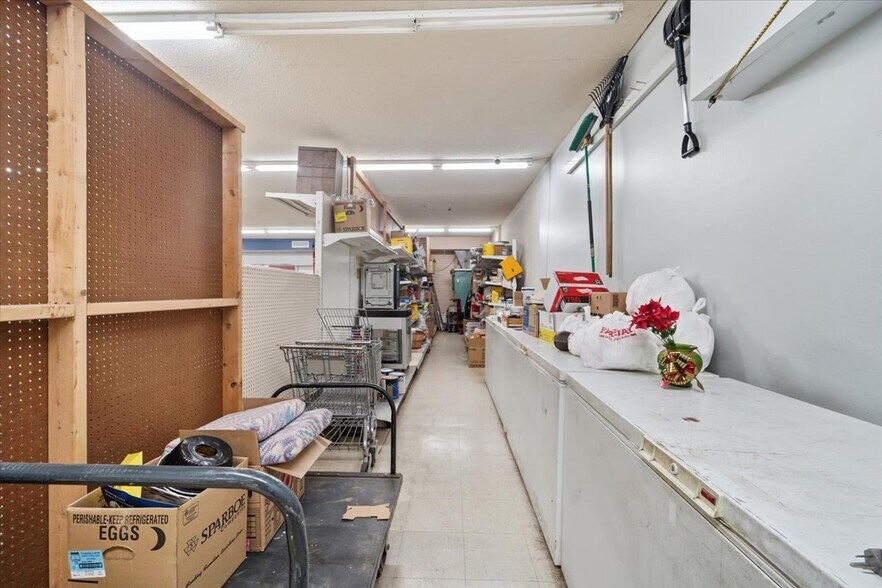 More Photos Of 407 Main St, Union Freestanding For Sale