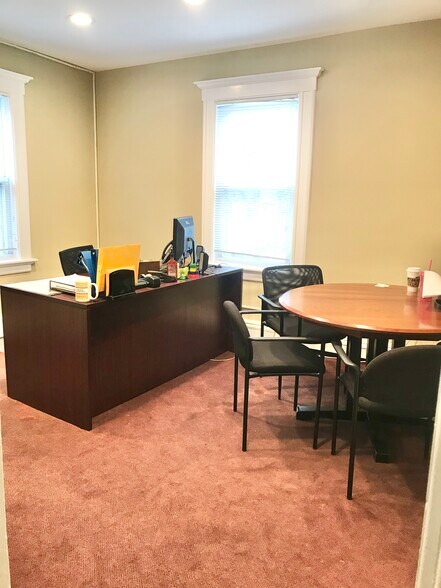 More Photos Of 1480 Bedford St, Stamford Office For Lease
