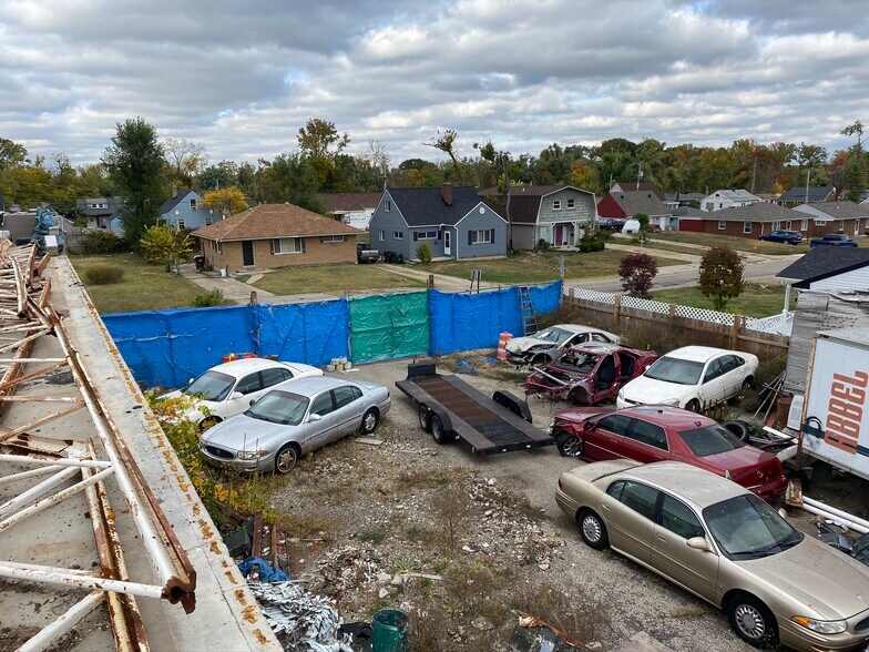 More Photos Of 5020 N Main St, Dayton Auto Repair For Sale