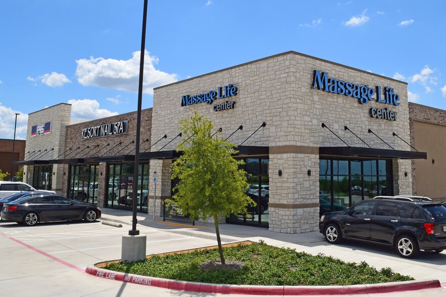 More Photos Of 4500 Heritage Trace Pky, Fort Worth Storefront Retail Office For Lease