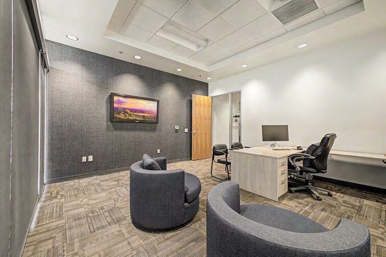 More Photos Of 230 N 48th Ave, Phoenix Manufacturing For Lease