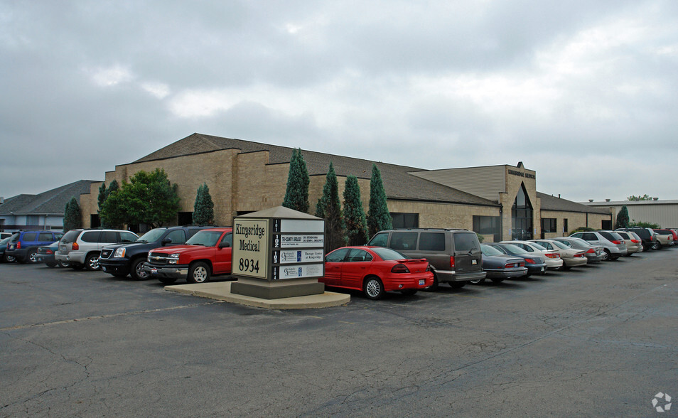 Primary Photo Of 8934 Kingsridge Dr, Centerville Medical For Lease