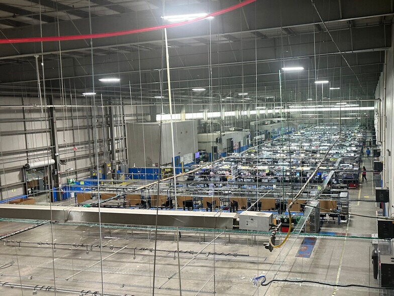 More Photos Of 4949 Windfern Rd, Houston Warehouse For Lease