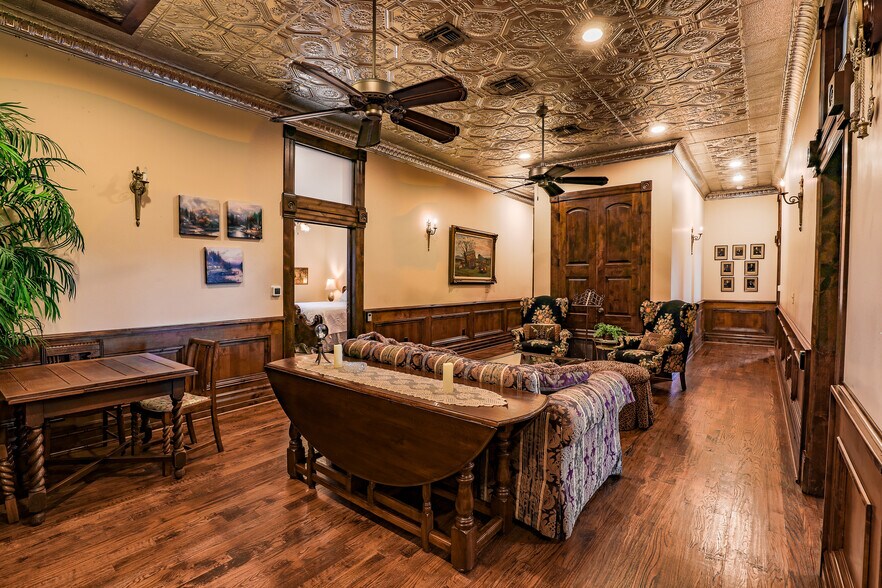 More Photos Of 119 N Main St, Jacksboro Hospitality For Sale