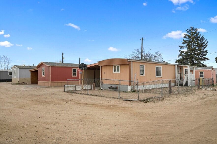 More Photos Of 108 6th St, Gilcrest Manufactured Housing Mobile Home Park For Sale