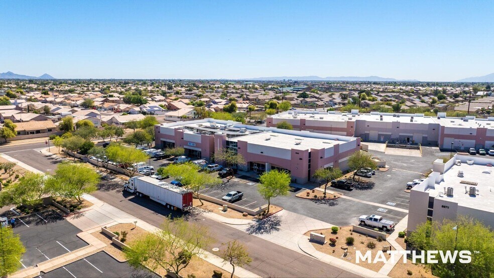 More Photos Of 8945 W Bloomfield Rd, Peoria Warehouse For Lease