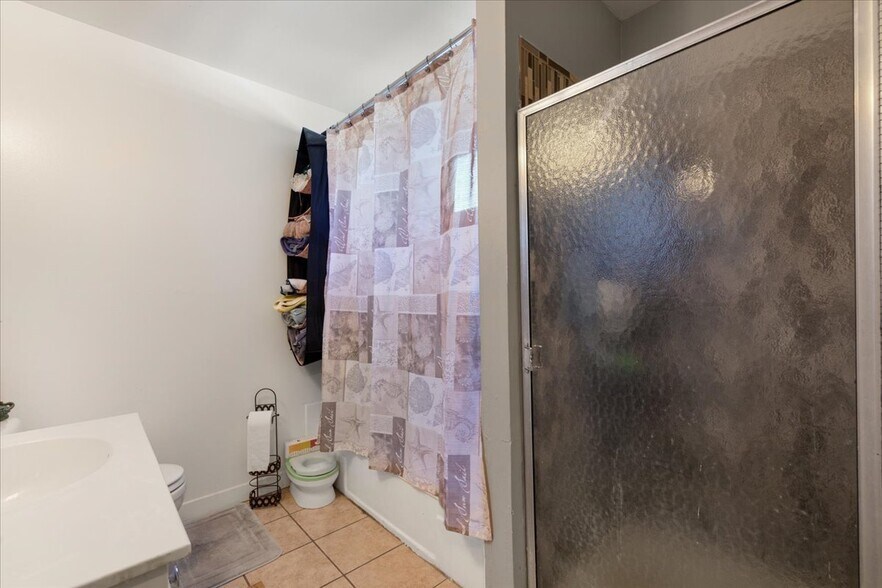 More Photos Of 236 Haas Ave, San Leandro Apartments For Sale