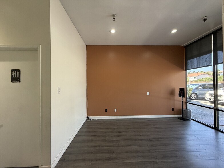 More Photos Of 20740-20750 Carrey Rd, Walnut Warehouse For Lease