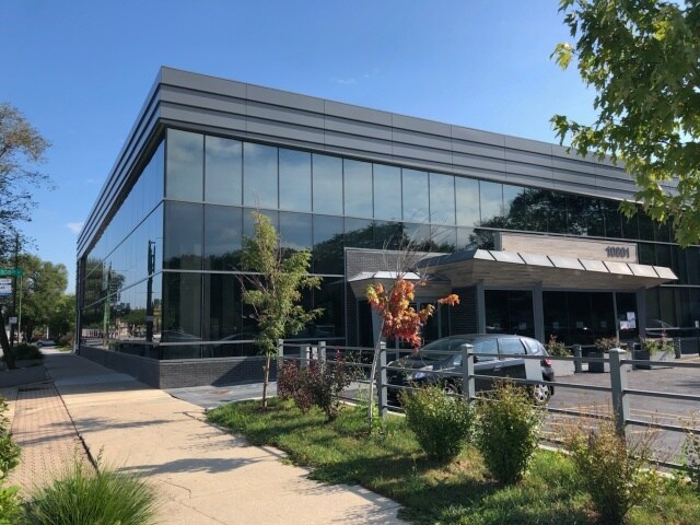 More Photos Of 10801 S Western Ave, Chicago Medical For Lease