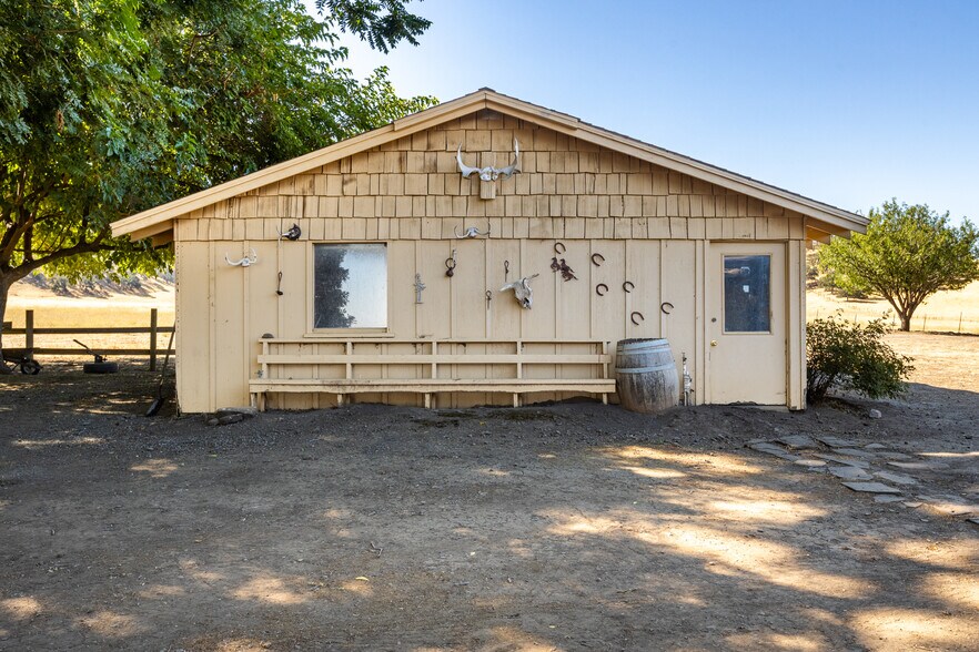 More Photos Of 3546 Huffmaster rd, Stonyford Land For Sale