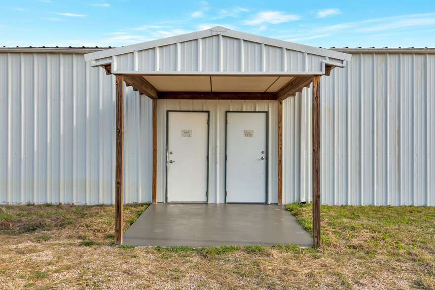 Primary Photo Of 1715 N FM 51, Springtown Self Storage For Lease