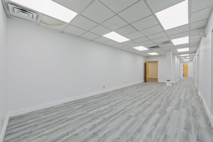 More Photos Of 41 Grand Ave, River Edge Office For Lease