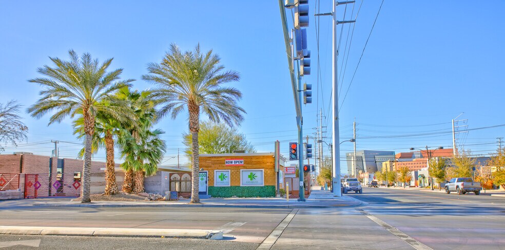 More Photos Of 800 S Casino Center Blvd, Las Vegas Loft Creative Space For Sale