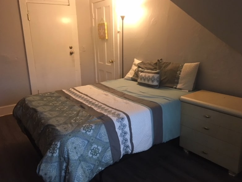 More Photos Of 71 Vine St, New Britain Apartments For Sale