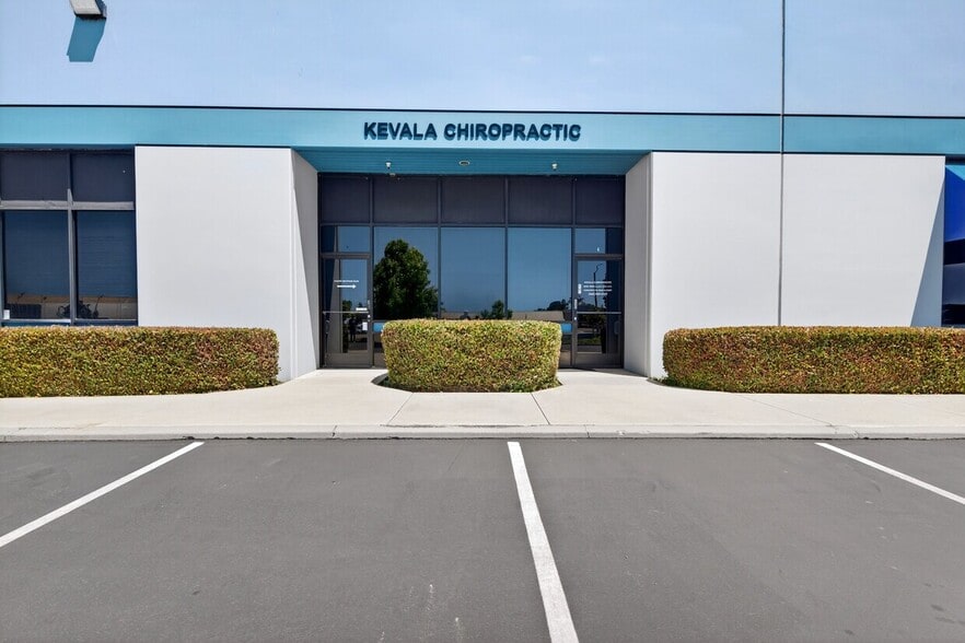 Primary Photo Of 4125 Market St, Ventura Light Manufacturing For Sale