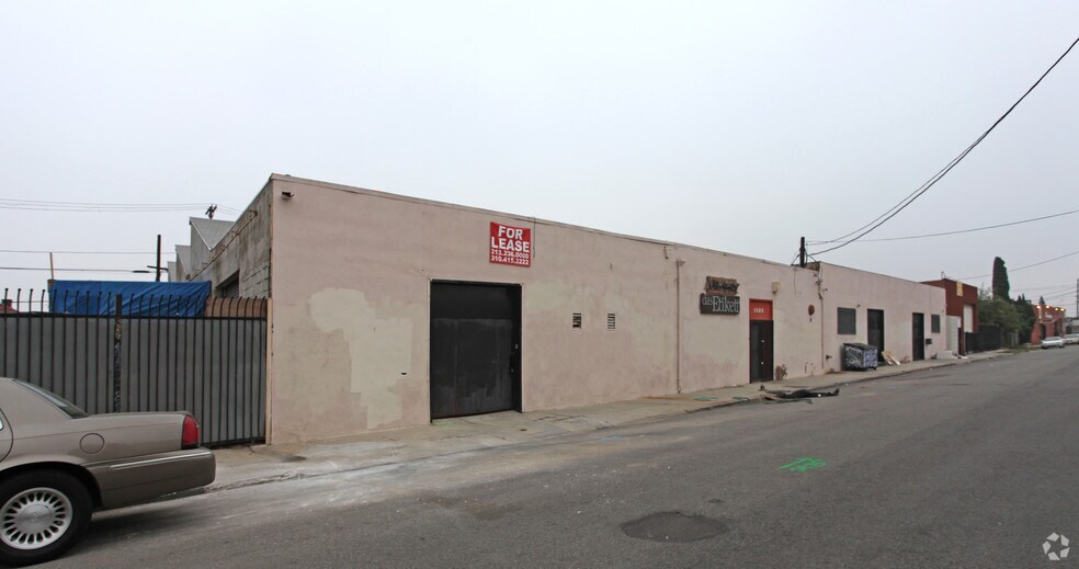 More Photos Of 1525 E 25th St, Los Angeles Manufacturing For Sale