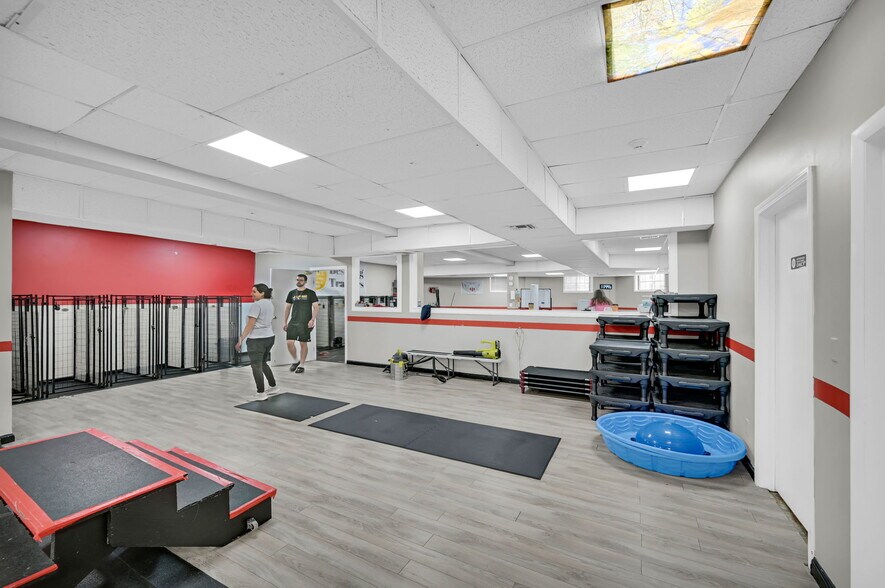 More Photos Of 2 Broadway, Valhalla Office For Sale