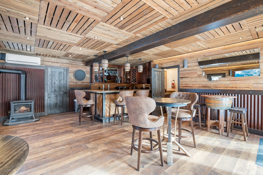 More Photos Of 1845 Hodgson Rd, Whitefish Hotel For Sale