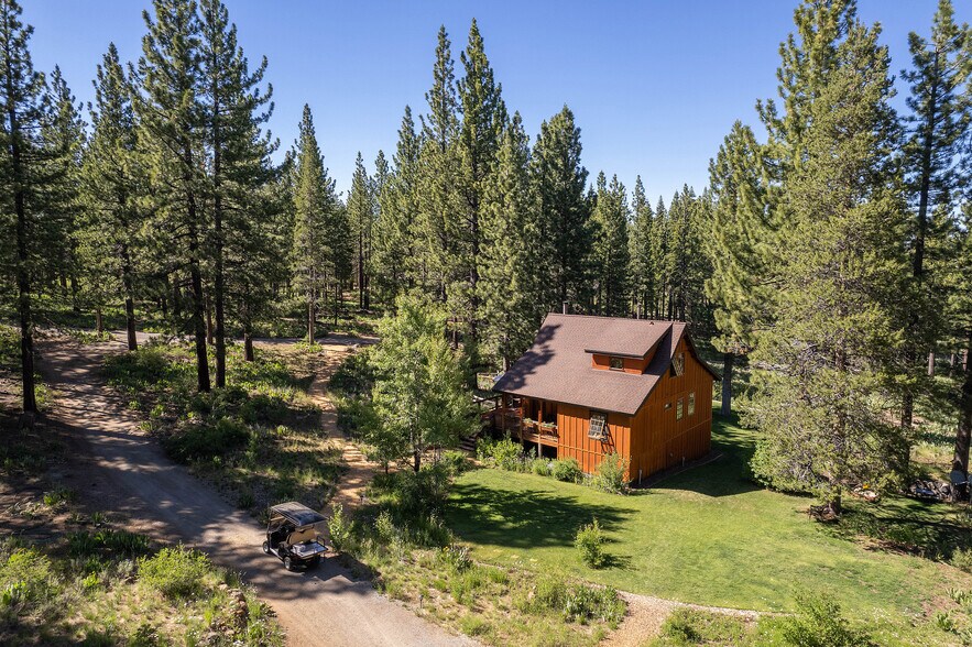 More Photos Of 320 Independence Lake Rd, Sierraville Lodge Meeting Hall For Sale