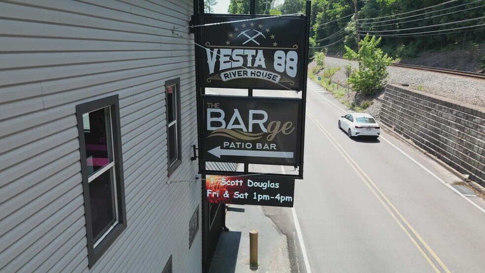 Primary Photo Of 578 Front St, Fredericktown Restaurant For Sale