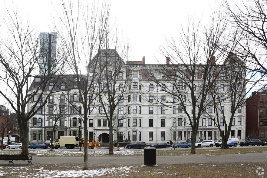 More Photos Of 160 Commonwealth Ave, Boston Apartments For Lease