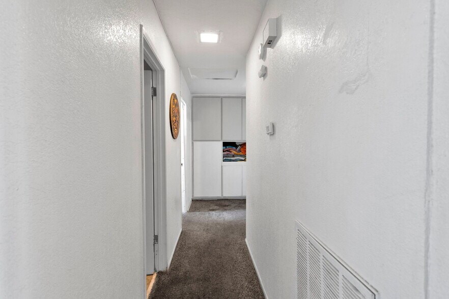 More Photos Of 14720 Main St, Hesperia Office For Sale