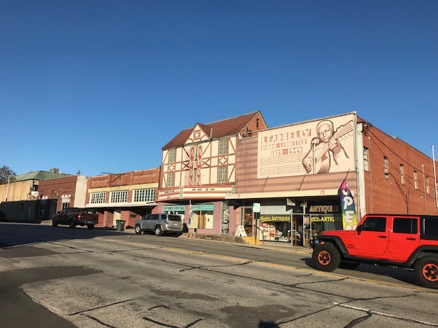 Primary Photo Of 1215 Sam Houston Ave, Huntsville Storefront Retail Office For Lease