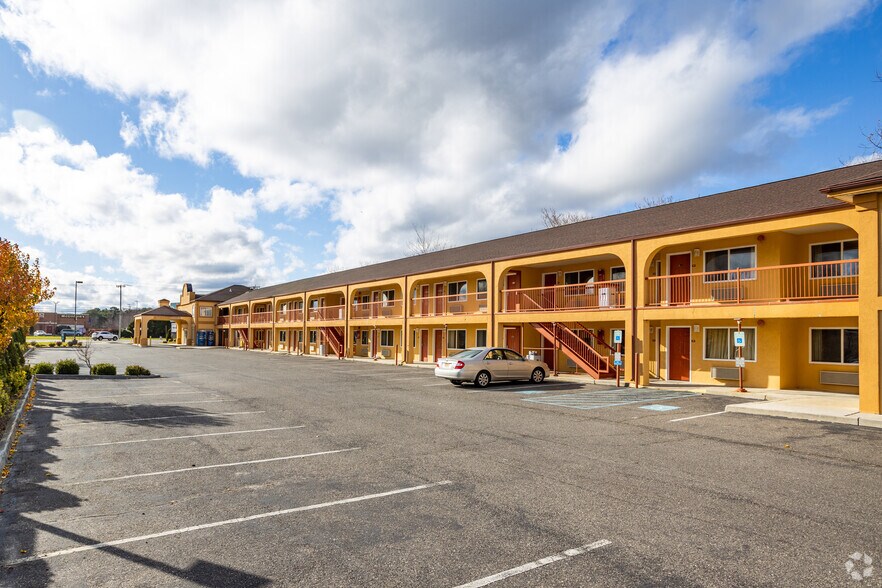 Primary Photo Of 1012 Black Horse Pike, Pleasantville Hospitality For Sale