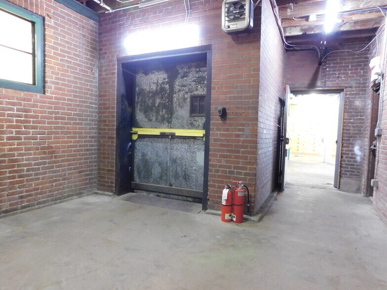 More Photos Of 813 N 4th St, Allentown Warehouse For Sale