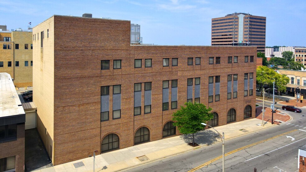 More Photos Of , Lansing Office For Sale