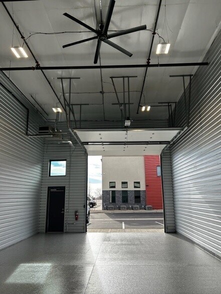 More Photos Of 5705 N Garfield Ave, Loveland Industrial For Sale
