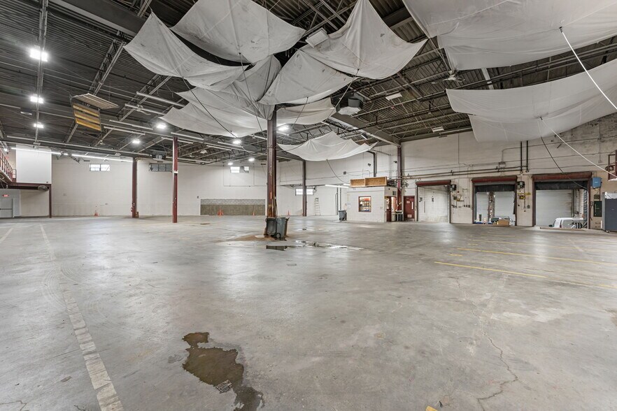 More Photos Of 510 E 2nd St, South Boston Warehouse For Lease