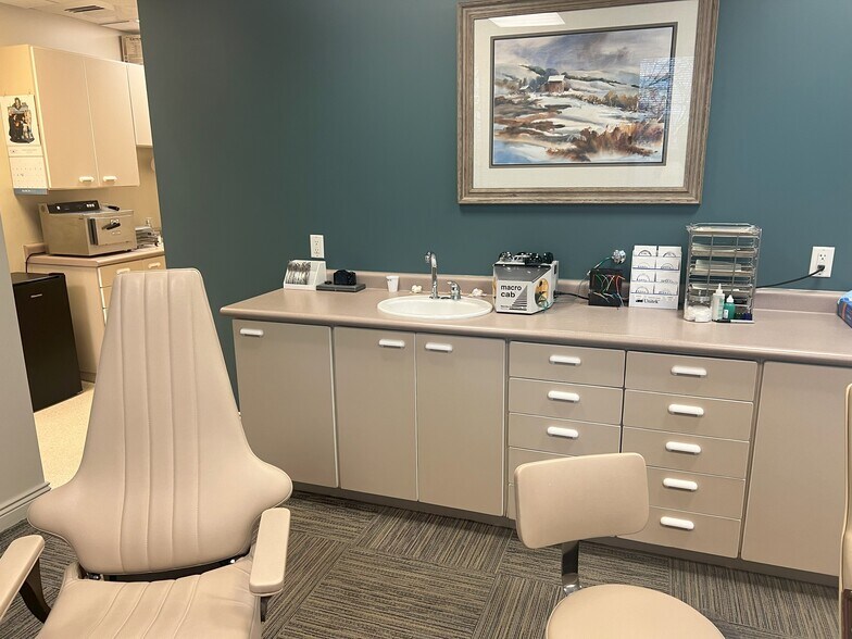 More Photos Of 3115 E Lion, Salt Lake City Medical For Sale