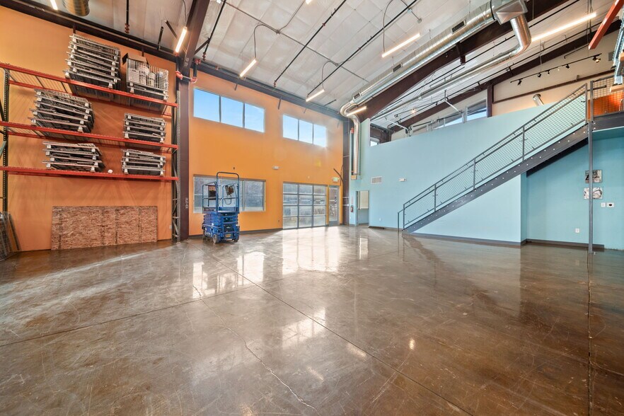 More Photos Of 6580 Holman St, Arvada Light Manufacturing For Lease