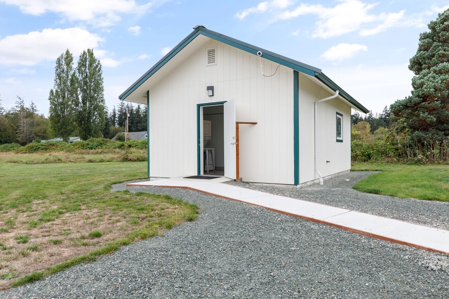More Photos Of 9720 Padilla Heights Rd, Anacortes Distribution For Sale
