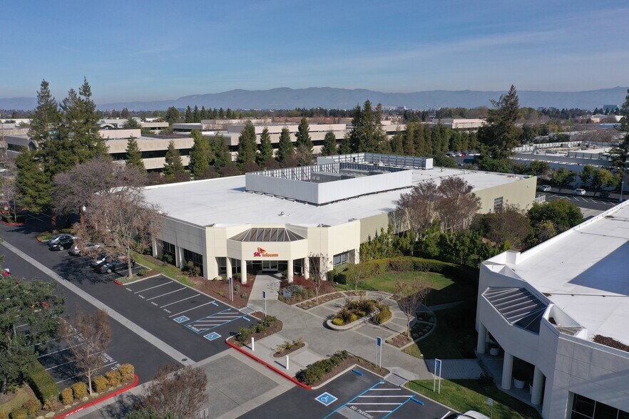 More Photos Of 310 Deguigne Dr, Sunnyvale Research And Development For Lease