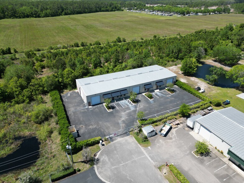 More Photos Of 104 Liberty Center Pl, Saint Augustine Warehouse For Lease