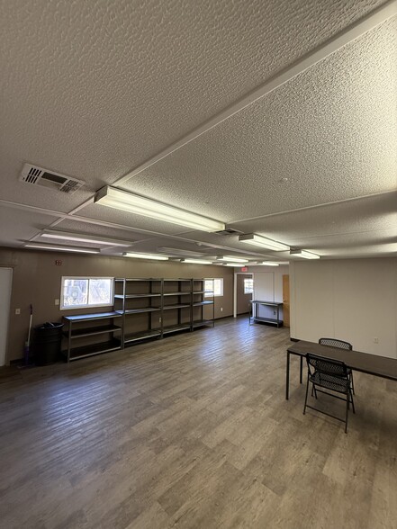 More Photos Of 1128 Dean Forest Rd, Savannah Office For Lease